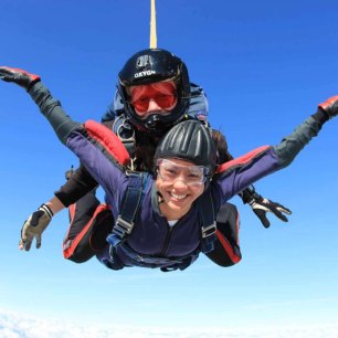 Skydives