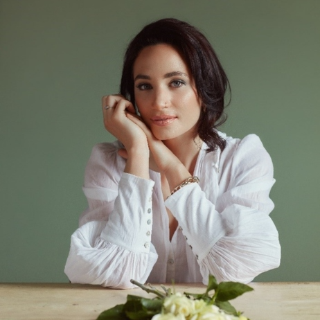 Laura Wright Headshot